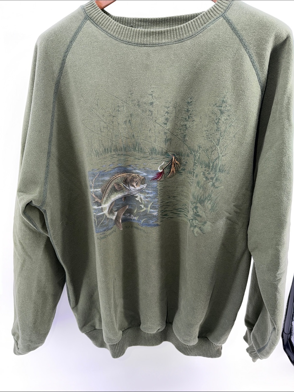 Olive Green Men’s Crewneck Fishing Graphic Sweatshirt